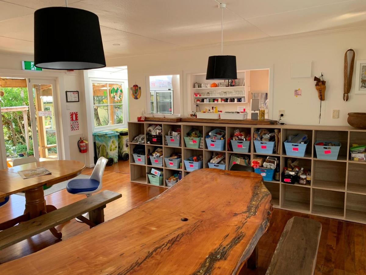 Pickled Parrot - Boutique Hostel Пайхия Екстериор снимка