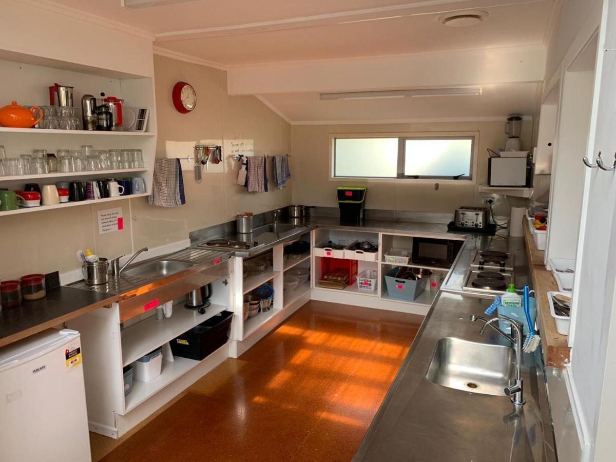 Pickled Parrot - Boutique Hostel Пайхия Екстериор снимка